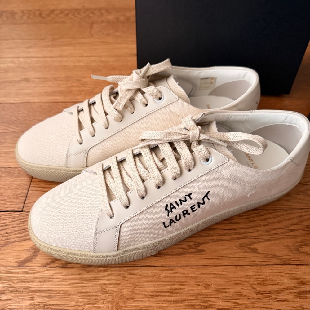 SAINT LAURENT classic SL/06 embroidered sneakers